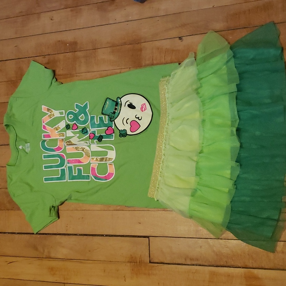 Girl's Saint Patrick's Day outfit